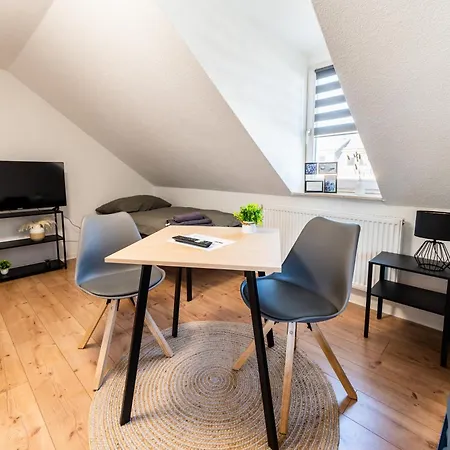 Monteurswohnung N8quartier アパート ドレスデン