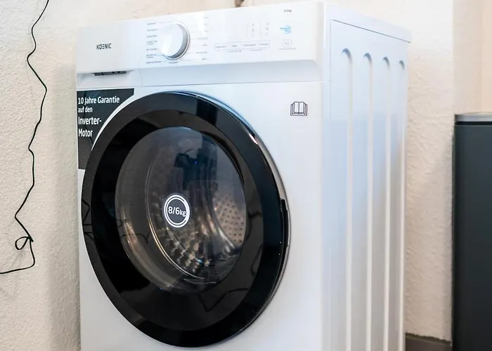 Monteurswohnung N8quartier アパート *